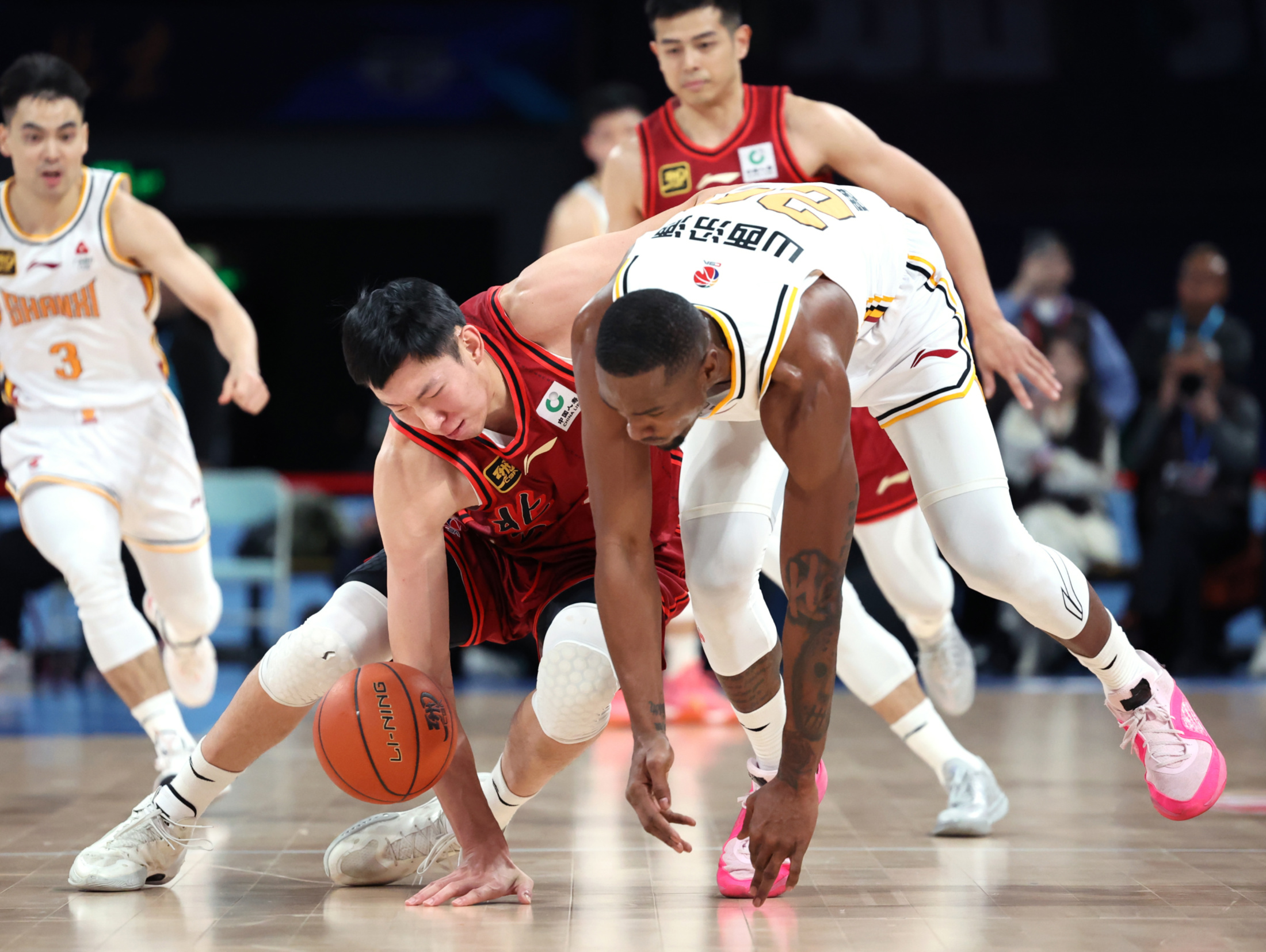 冲刺阶段纽约尼克斯门线救险——CBA常规赛节点到来，震撼外界，年轻球员得到机会的简单介绍